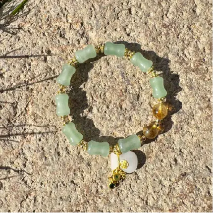 Rola Land｜Natural Aventurine Bamboo-Joint Bracelet with White Jade "Lucky Bag" Charm