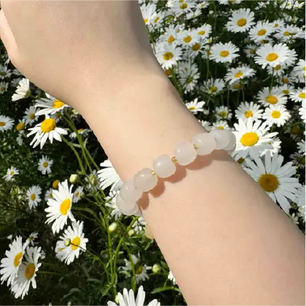 Rola Land｜Natural White Jade Bracelet with Orange Pumpkin Accent & 13mm Vintage Teardrop Pendant - 10mm Beads - Elegant Oriental Jewelry