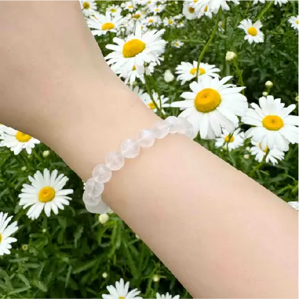 Rola Land｜Natural Moonstone Bracelet with Blue Glow - 8mm Beads